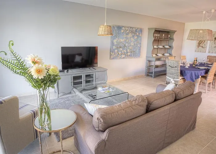 Villa Caleta Beach & Golf *