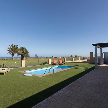 Caleta Beach & Golf Willa